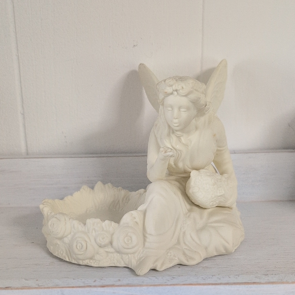 VINTAGE PARTYLITE ARIANA GARDEN FAIRY TEA LIGHT HOLDER